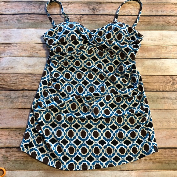 Lands' End Twist Tankini - Picture 3 of 7